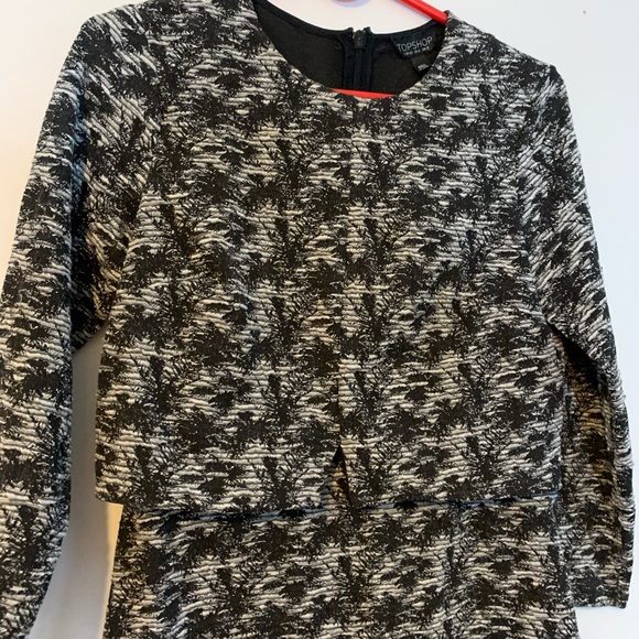 Topshop long sleeved layered dress size 8US - Picture 3 of 5
